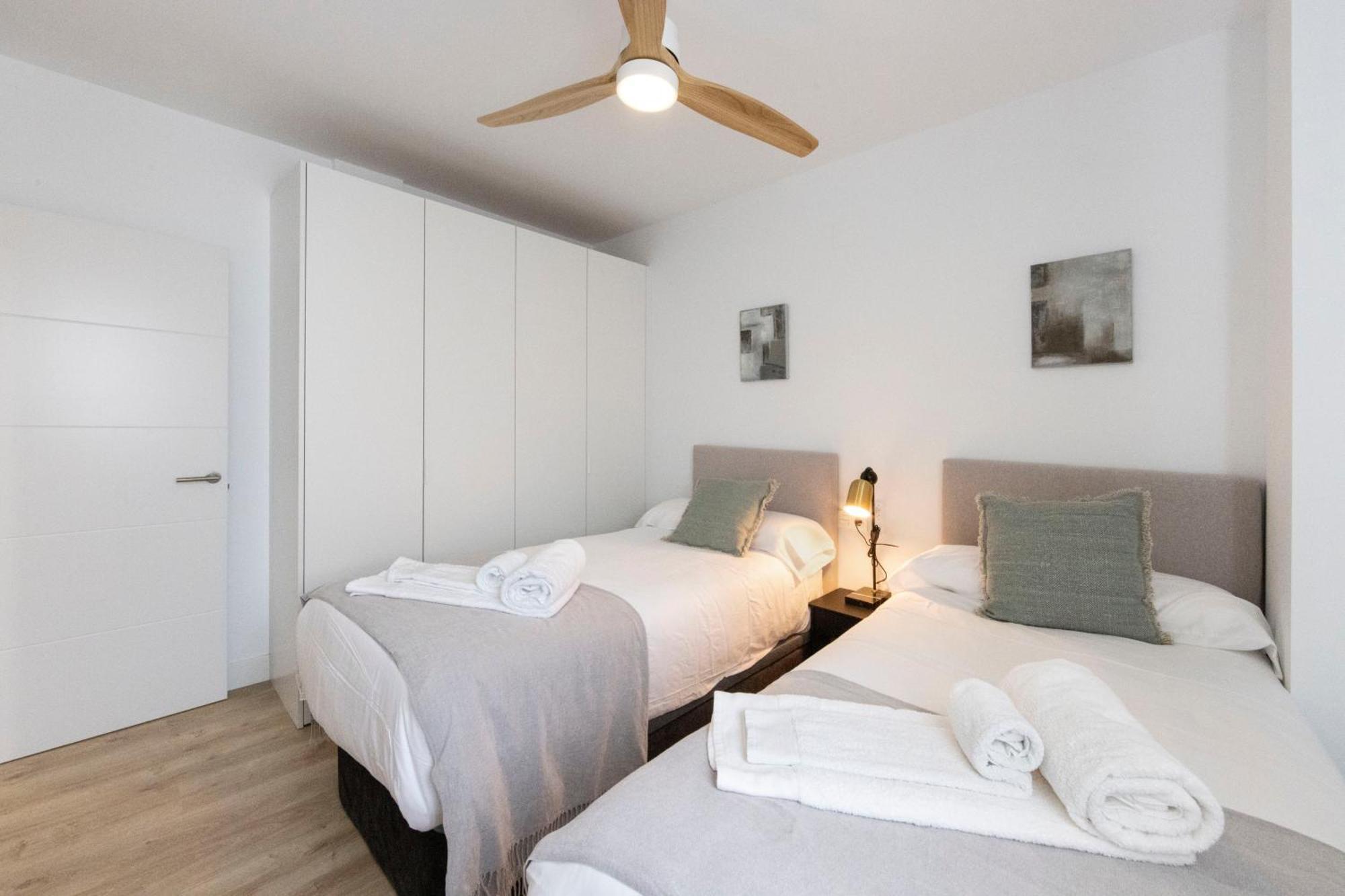 Homity Holidays - Playa Granada - Mar De Astrid Motril Extérieur photo